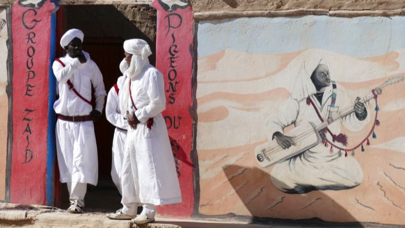 Things to do in Merzouga include visiting Khamlia village, home to the vibrant Gnawa music culture. This Merzouga activity offers an authentic insight into desert life and traditions, making it a memorable part of your Morocco desert Merzouga camp experience.