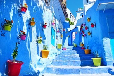 Explore the iconic blue streets of Chefchaouen's Old Medina, where every corner is a photographer’s dream. A must-do activity for those seeking the most charming things to do in Chefchaouen.
